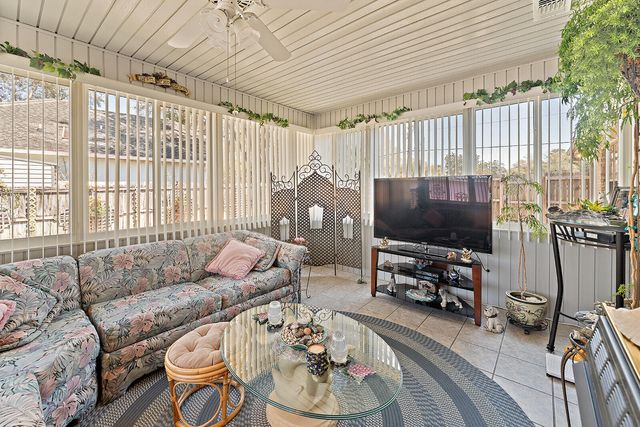 4559 Scarlet Drive, Crestview, FL 32539