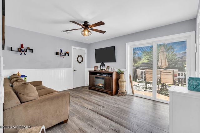 1332 5th Avenue, Toms River, NJ 08757