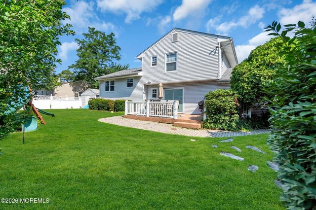 1332 5th Avenue, Toms River, NJ 08757