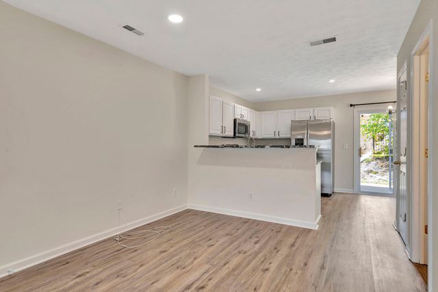 3395 Harpeth Springs Dr, Nashville, TN 37221