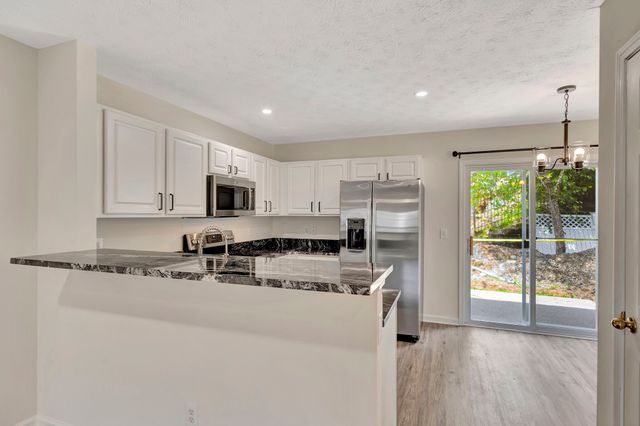 3395 Harpeth Springs Dr, Nashville, TN 37221