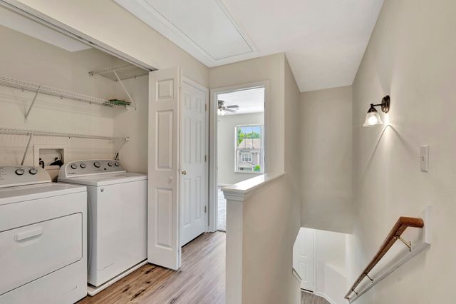 3395 Harpeth Springs Dr, Nashville, TN 37221