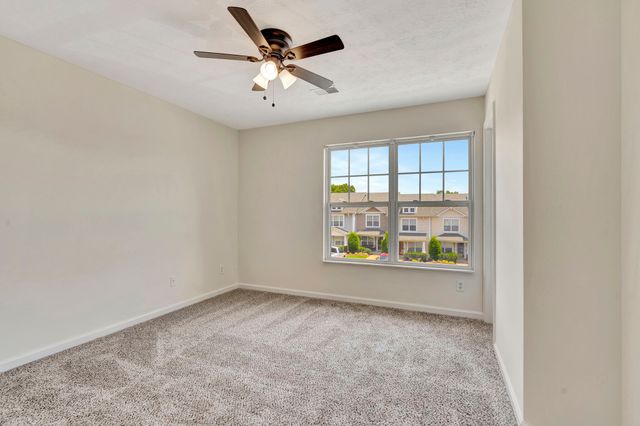 3395 Harpeth Springs Dr, Nashville, TN 37221