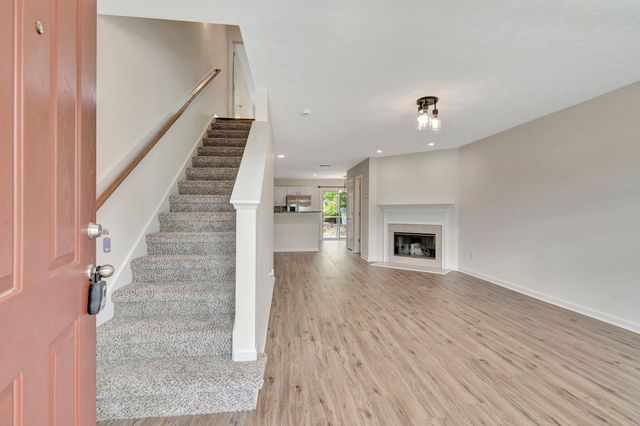 3395 Harpeth Springs Dr, Nashville, TN 37221