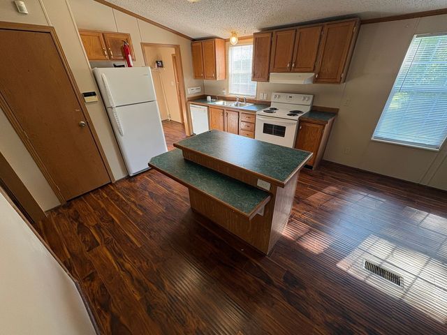 735 Logue Rd, Mount Juliet, TN 37122