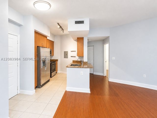 1830 Radius Dr 1102, Hollywood, FL 33020