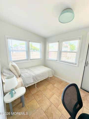 638A Redmond Avenue, Belmar, NJ 07719