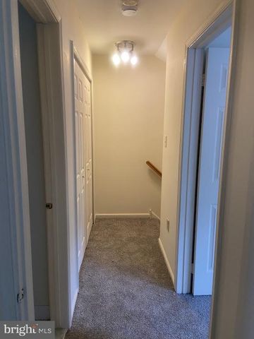 38 MAGNOLIA CT, Bordentown, NJ 08505