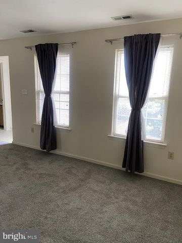 38 MAGNOLIA CT, Bordentown, NJ 08505