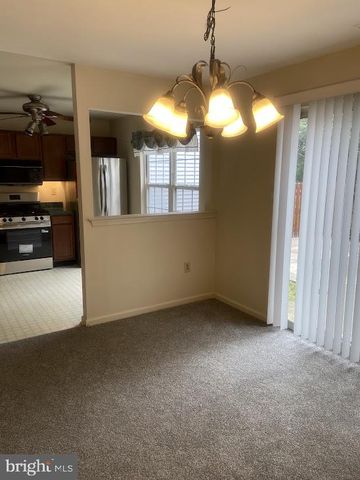38 MAGNOLIA CT, Bordentown, NJ 08505