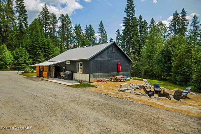 1042 N Wrenco Rd, Sandpoint, ID 83864