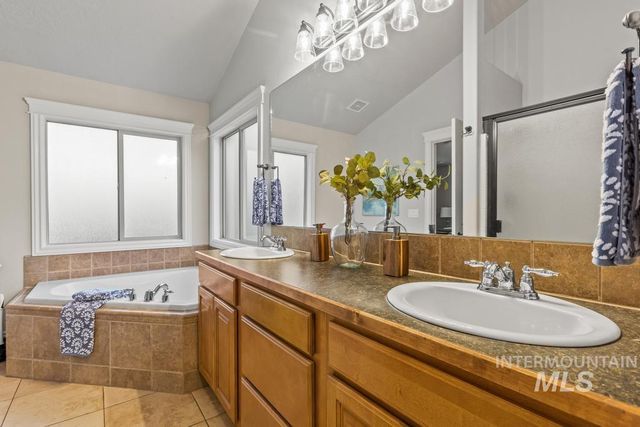 2517 W Sherman Avenue, Nampa, ID 83686