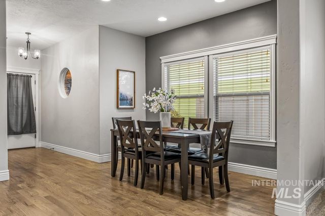 2517 W Sherman Avenue, Nampa, ID 83686