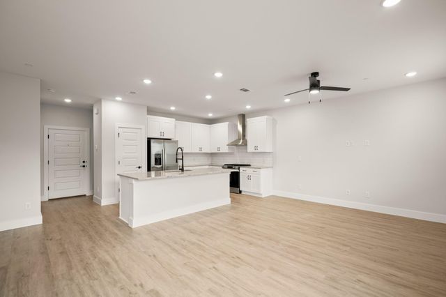 17401 Homestead Haven DR, Bee Cave, TX 78738