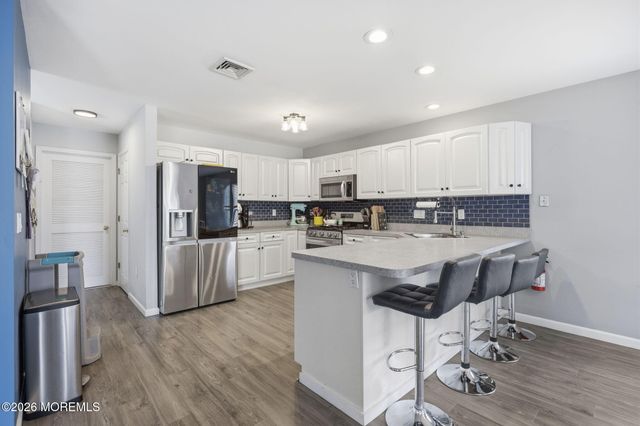 360 River Terrace, Toms River, NJ 08755