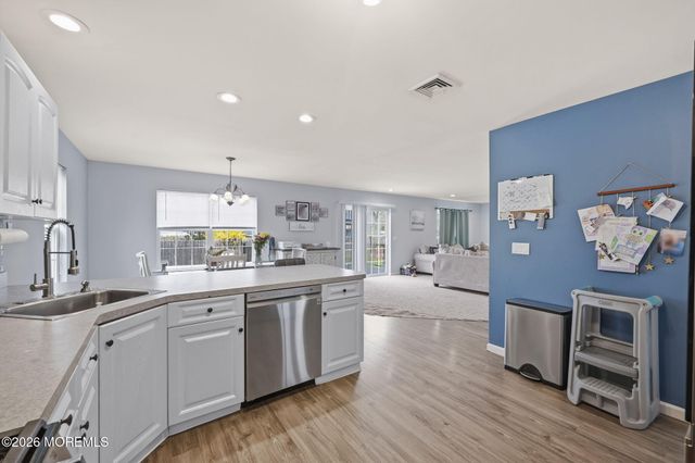 360 River Terrace, Toms River, NJ 08755