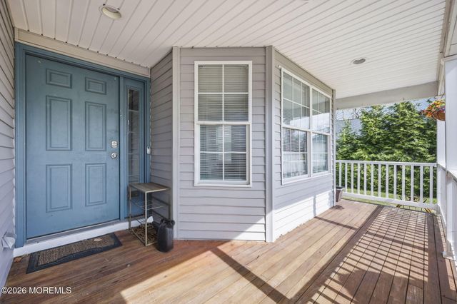 360 River Terrace, Toms River, NJ 08755