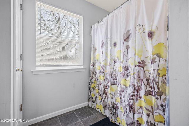 360 River Terrace, Toms River, NJ 08755