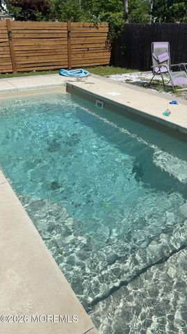 360 River Terrace, Toms River, NJ 08755