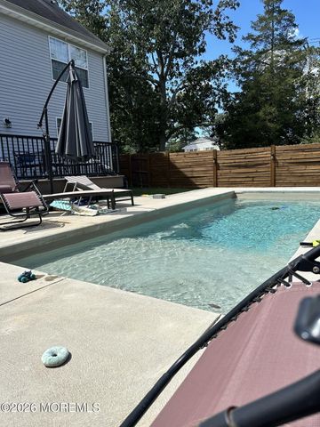 360 River Terrace, Toms River, NJ 08755