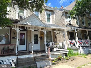 869 QUEEN ST, Pottstown, PA 19464