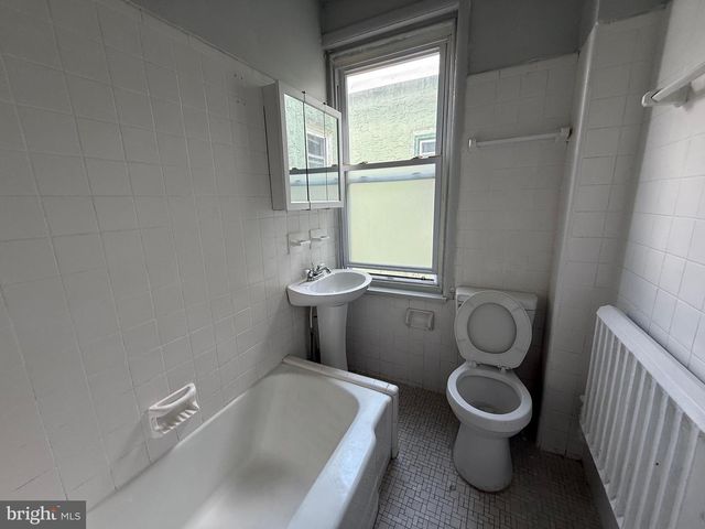 2073 E TIOGA ST, Philadelphia, PA 19134