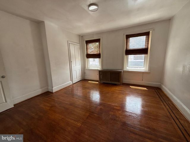 2073 E TIOGA ST, Philadelphia, PA 19134