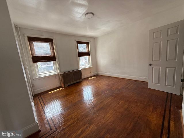 2073 E TIOGA ST, Philadelphia, PA 19134