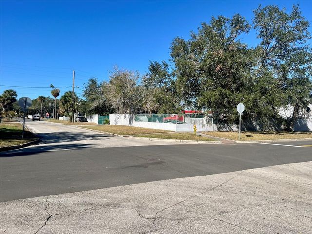 120 LAUREL AVENUE, Sanford, FL 32771