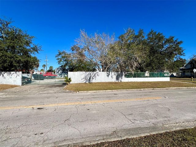 120 LAUREL AVENUE, Sanford, FL 32771