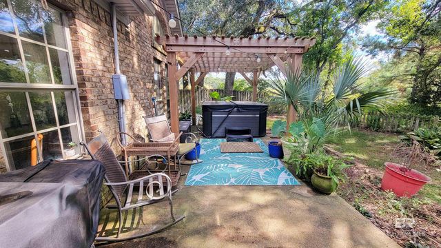 9244 Marchand Avenue, Daphne, AL 36526
