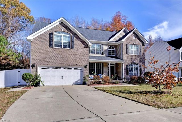 14 Firefly LN, Hampton, VA 23666