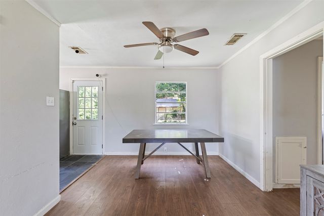1513 Davis Boulevard, Garland, TX 75042