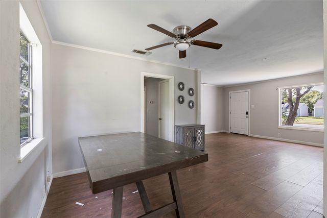 1513 Davis Boulevard, Garland, TX 75042