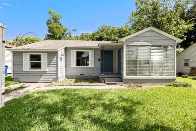1513 Davis Boulevard, Garland, TX 75042