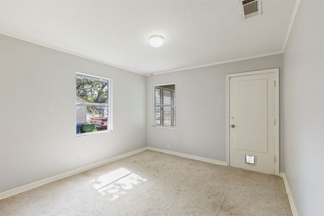 1513 Davis Boulevard, Garland, TX 75042