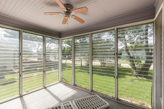 1513 Davis Boulevard, Garland, TX 75042