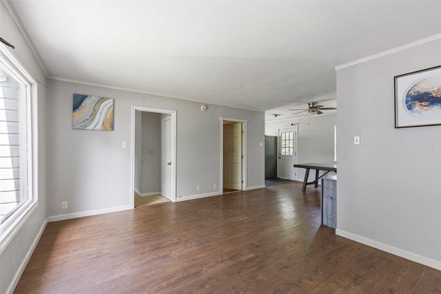 1513 Davis Boulevard, Garland, TX 75042