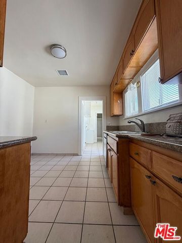 1116 Irving Avenue, Glendale, CA 91201
