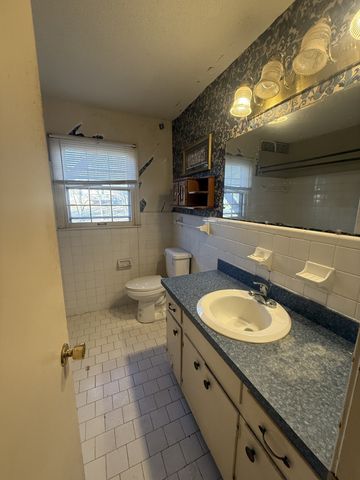 2218 Stokes Rd, Clarksville, TN 37043