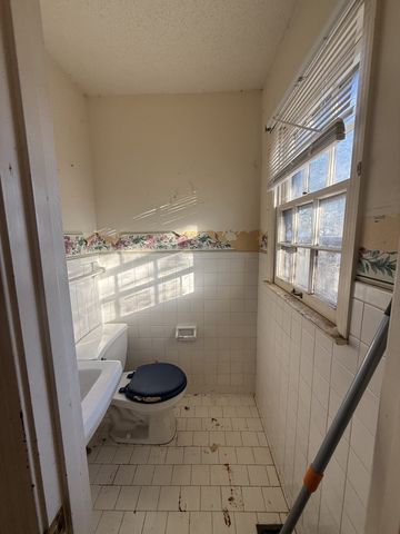 2218 Stokes Rd, Clarksville, TN 37043