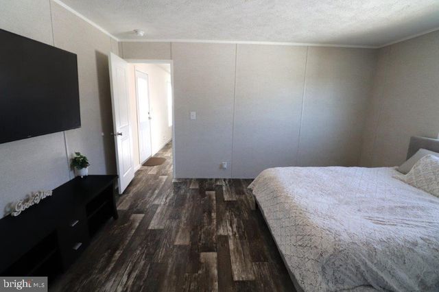 5016 OLD TIMBER RD, Stroudsburg, PA 18360