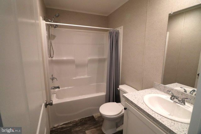 5016 OLD TIMBER RD, Stroudsburg, PA 18360