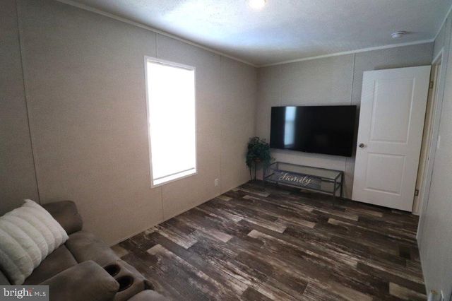 5016 OLD TIMBER RD, Stroudsburg, PA 18360