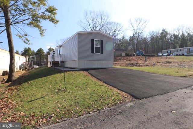 5016 OLD TIMBER RD, Stroudsburg, PA 18360