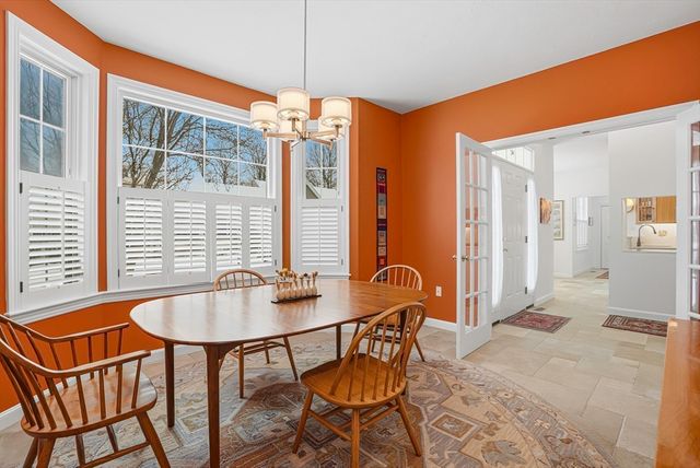 2 Braeburn Ln 2, Ashland, MA 01721