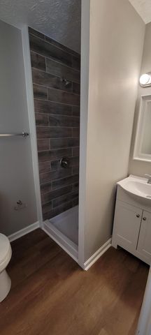 909 Gregory Way, Lexington, KY 40514