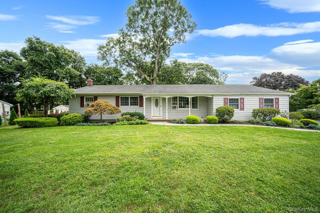 24 Spruce Street, Smithtown, NY 11787 — exterior