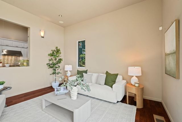 708 Alameda De Las Pulgas, Belmont, CA 94002