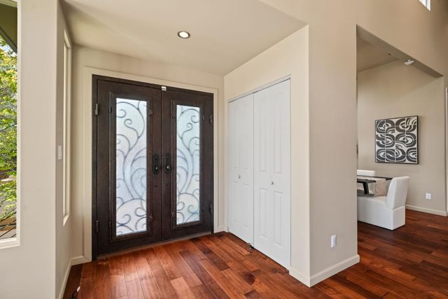 708 Alameda De Las Pulgas, Belmont, CA 94002
